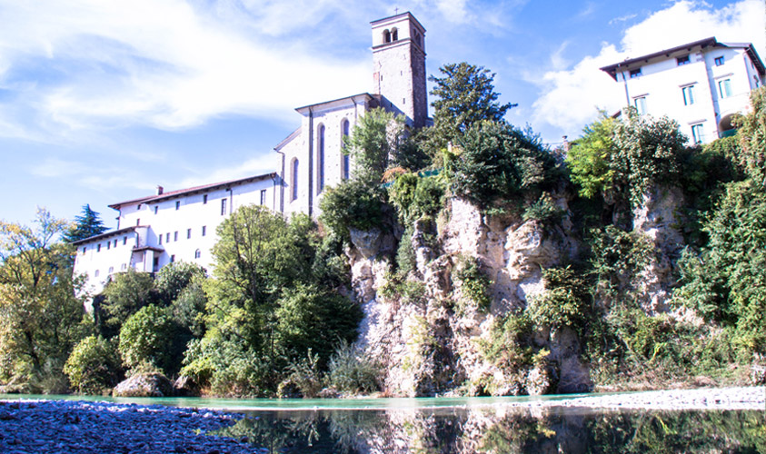 foto di Cividale del Friuli dal fiume Natisone